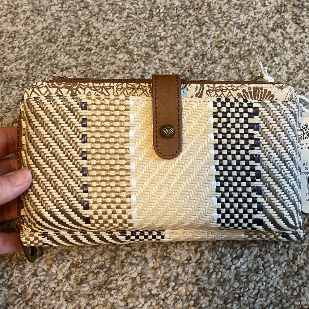 The sak cell phone crossbody